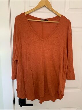 Tahari linen Top in Rust 2x